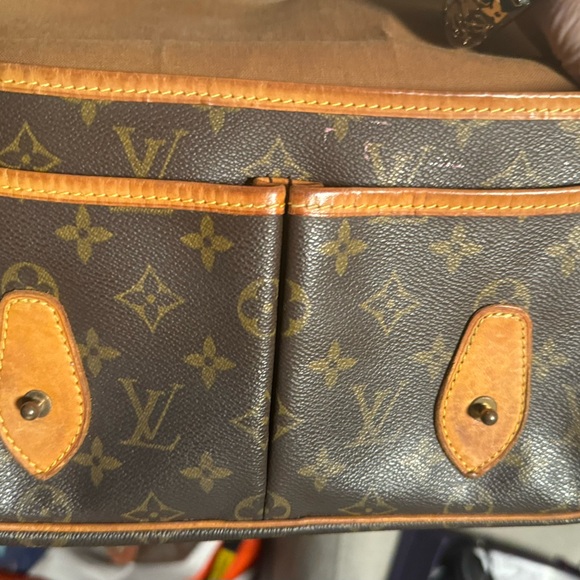 Louis Vuitton Monogram 2 pocket front compartments,w/central pocket+back pocket - Picture 8 of 13